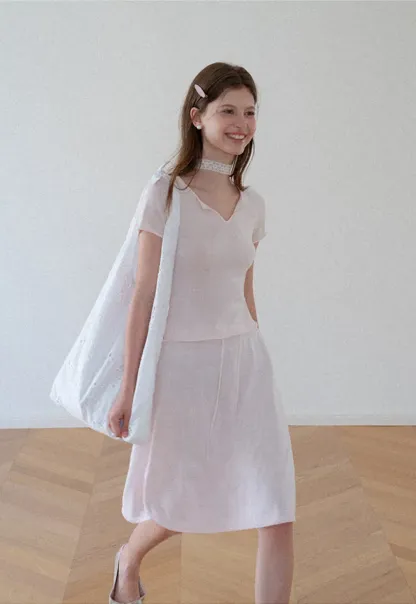 V Neck Short Sleeve Knit Top and A Line Skirt