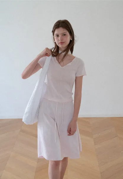V Neck Short Sleeve Knit Top and A Line Skirt