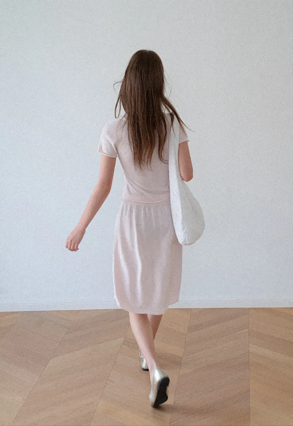 V Neck Short Sleeve Knit Top and A Line Skirt