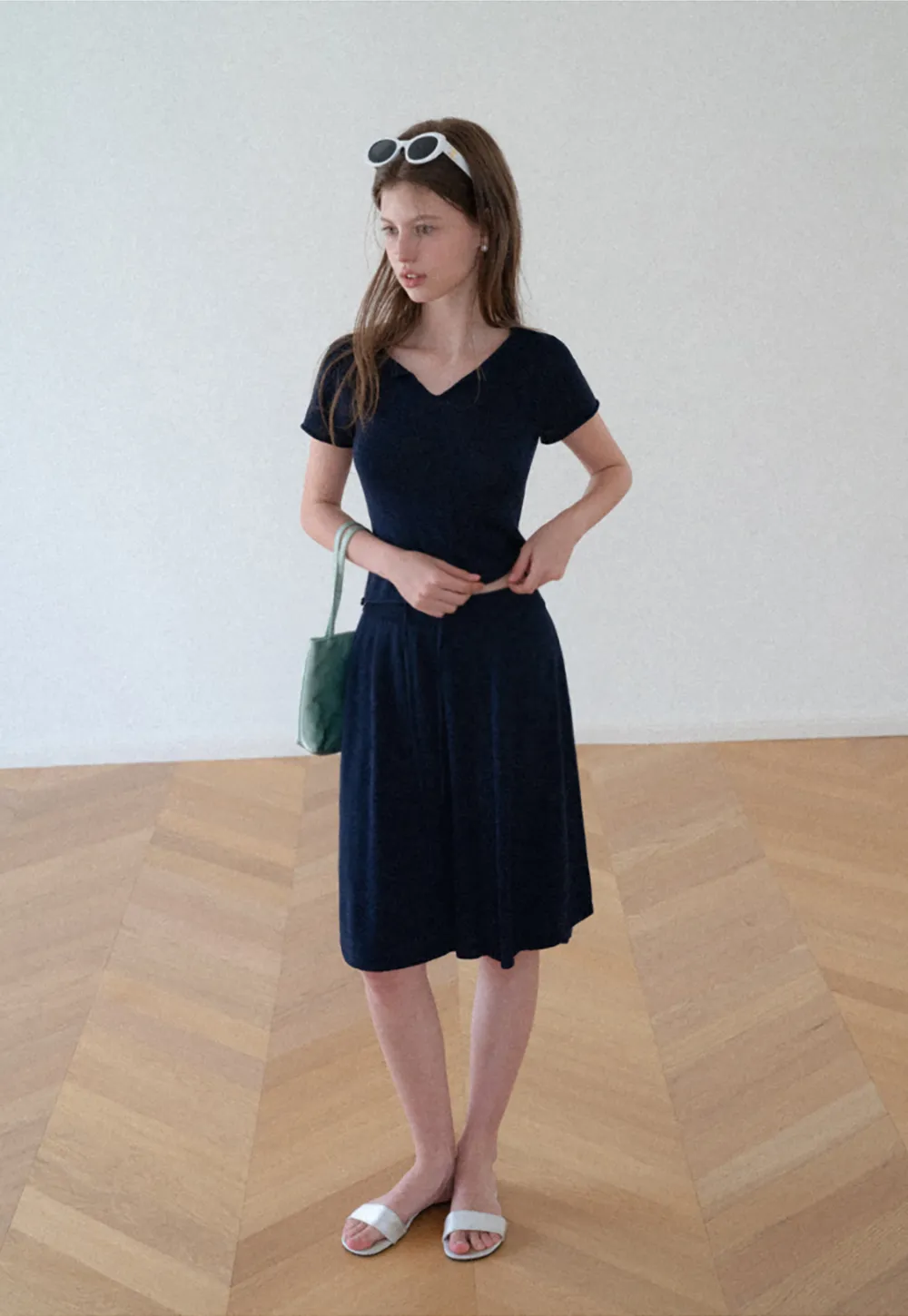 V Neck Short Sleeve Knit Top and A Line Skirt
