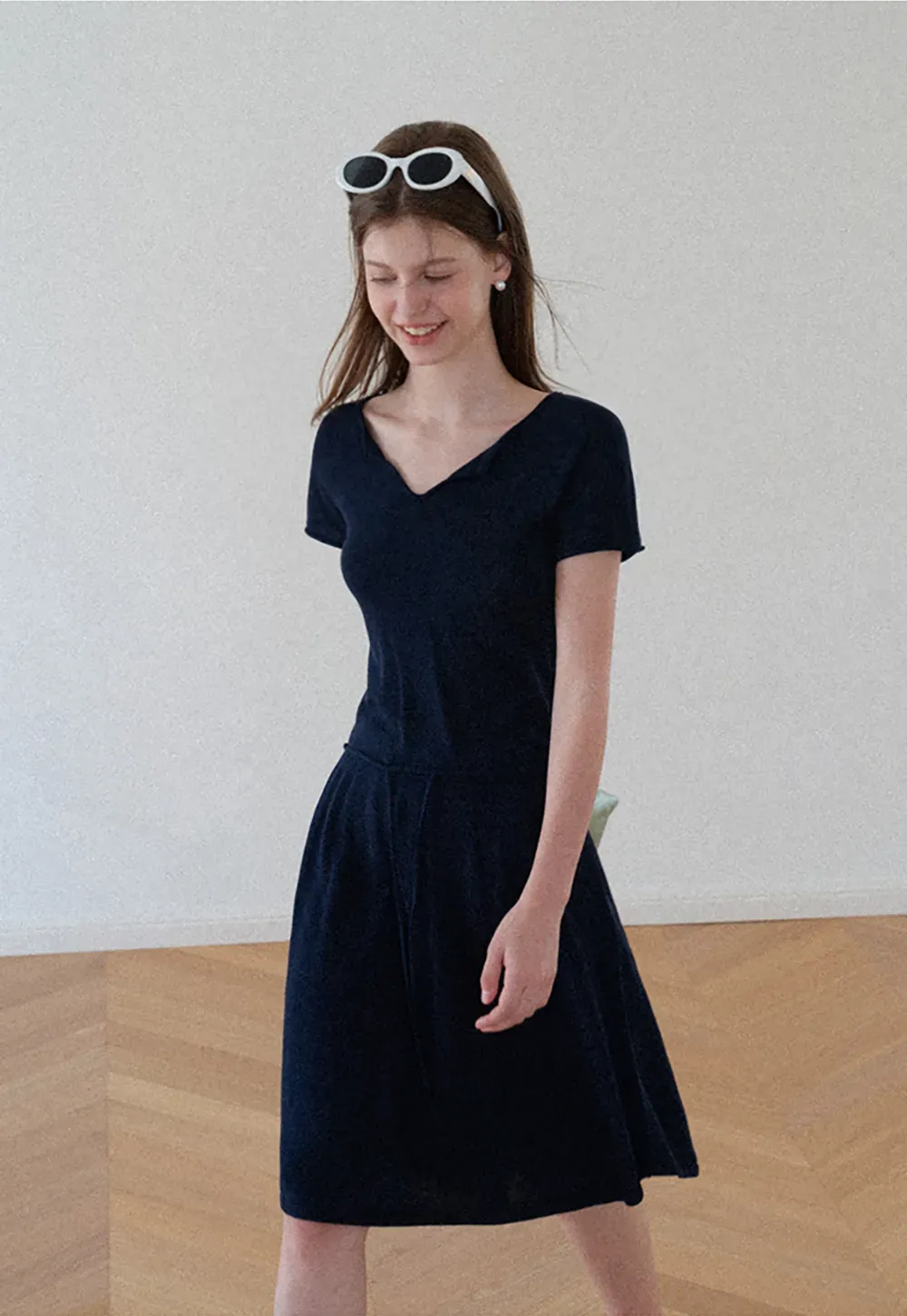 V Neck Short Sleeve Knit Top and A Line Skirt
