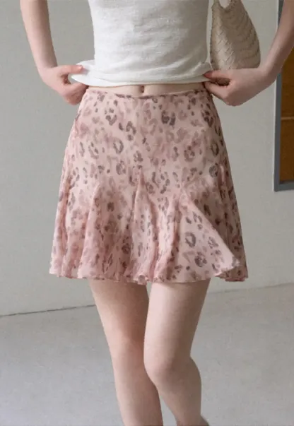 Leopard Print Ruffled Hem Skirt
