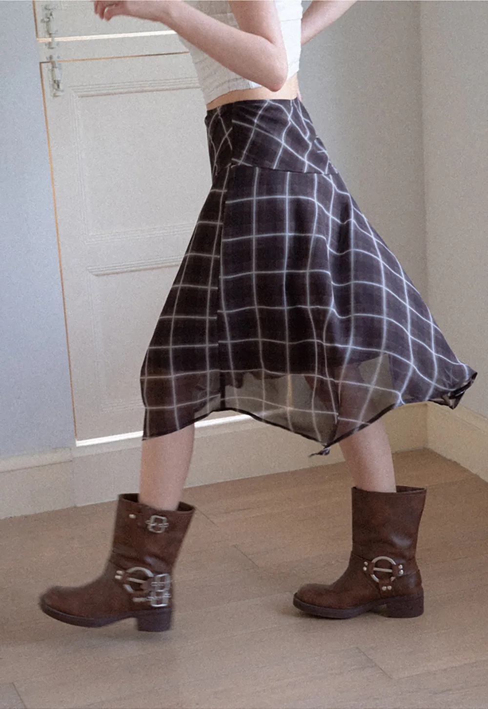 Grid Print Asymmetrical Hem Skirt