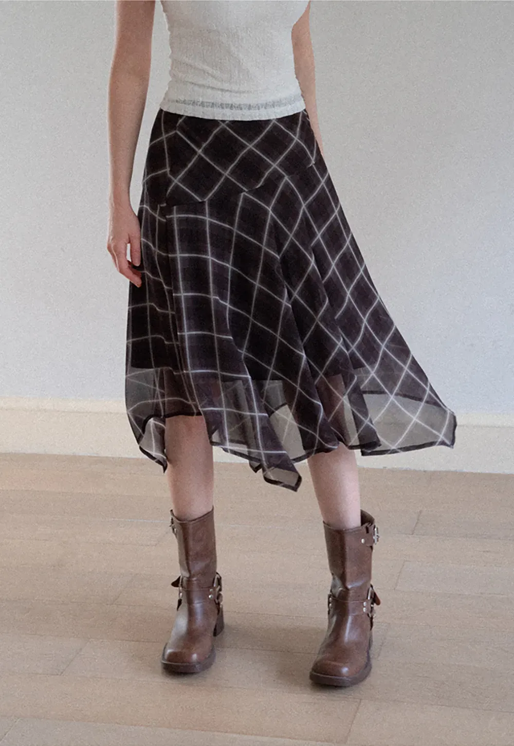 Grid Print Asymmetrical Hem Skirt