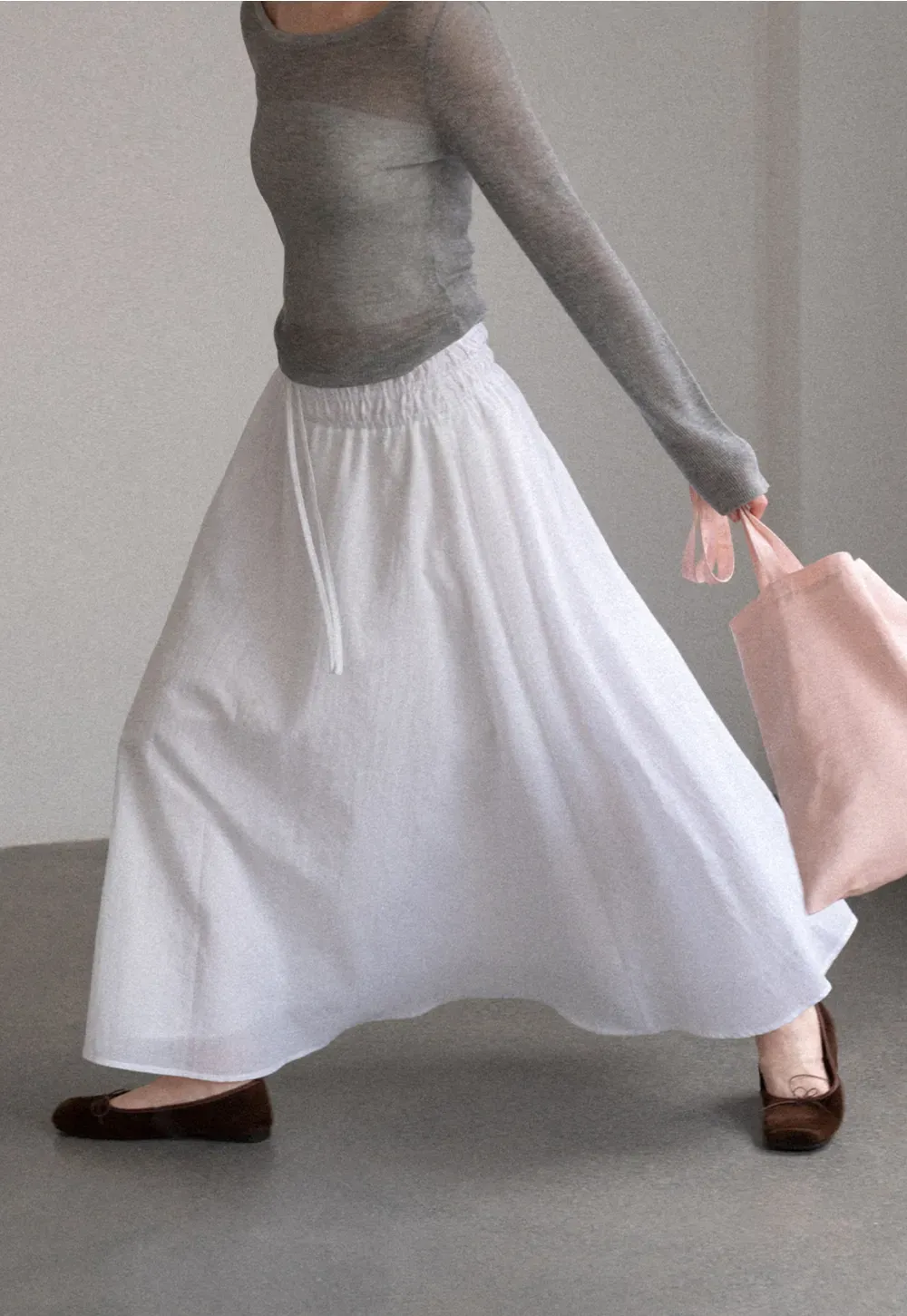 Elastic Waist Flowing Maxi Skirt