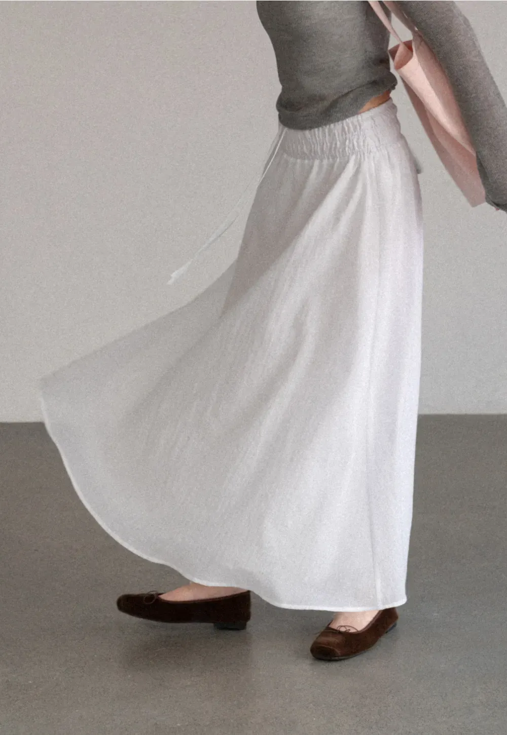 Elastic Waist Flowing Maxi Skirt