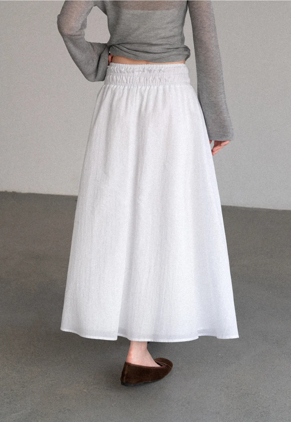 Elastic Waist Flowing Maxi Skirt