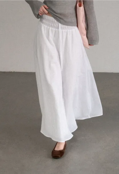 Elastic Waist Flowing Maxi Skirt