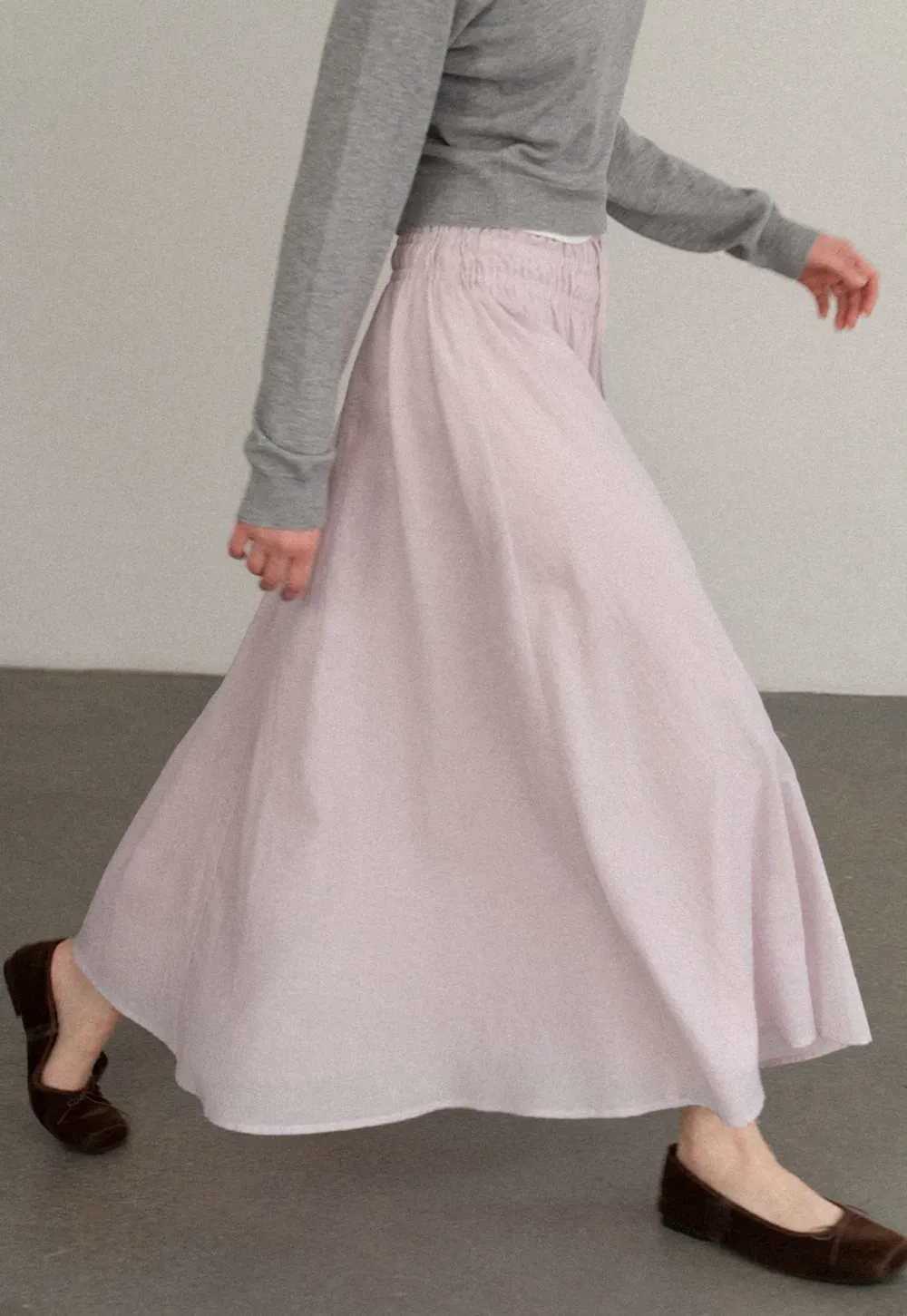 Elastic Waist Flowing Maxi Skirt