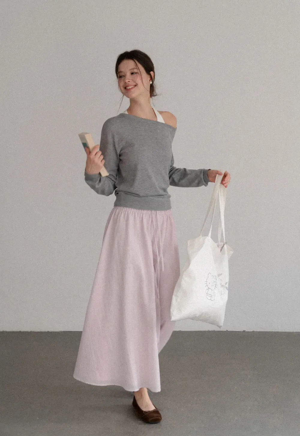 Elastic Waist Flowing Maxi Skirt