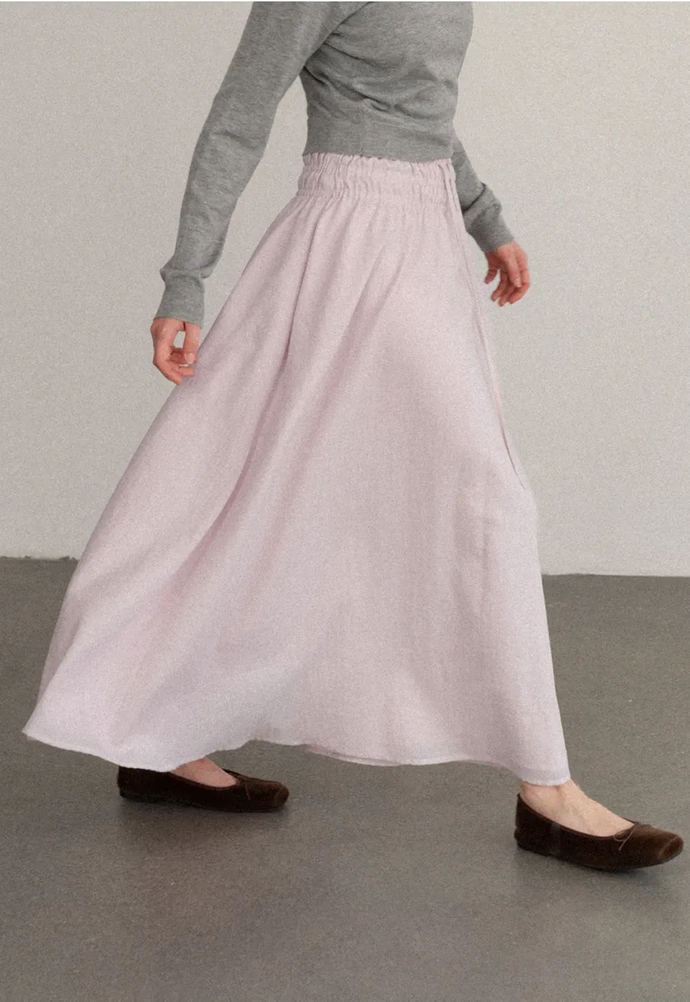 Elastic Waist Flowing Maxi Skirt
