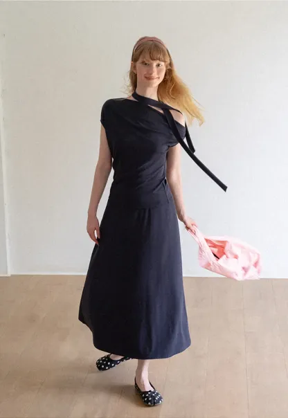 Asymmetrical One Shoulder Top and Flowing Midi Skirt