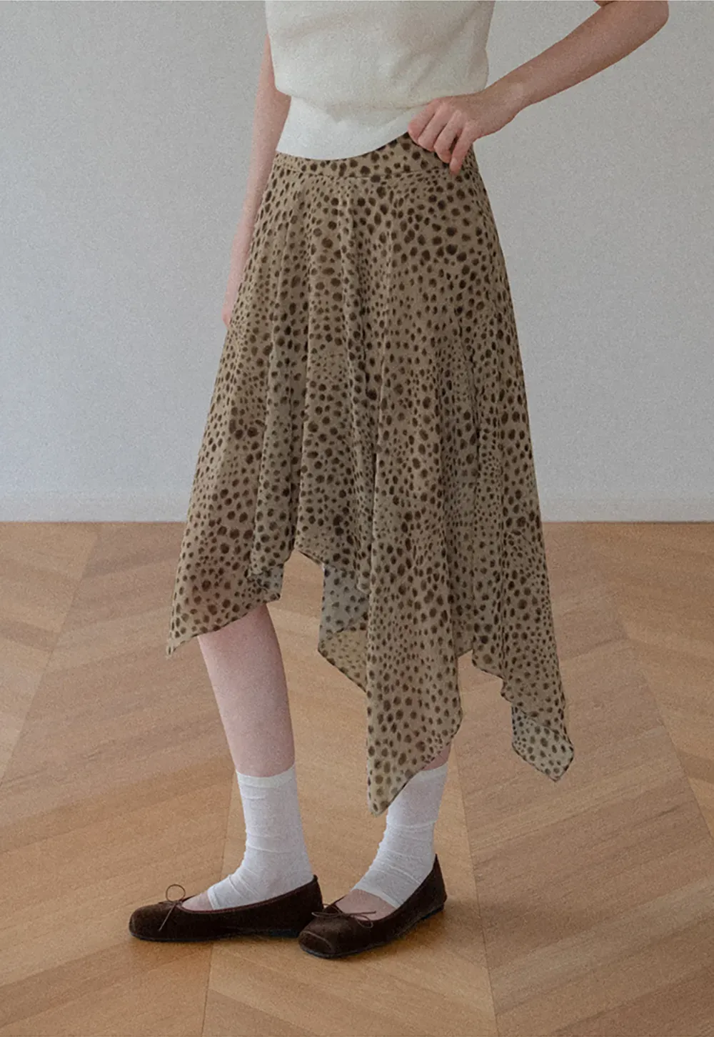 Polka Dot Print Asymmetrical Hem Skirt