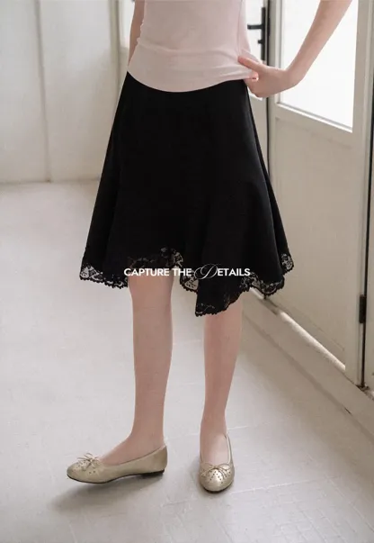 Lace Trim Flared Skirt