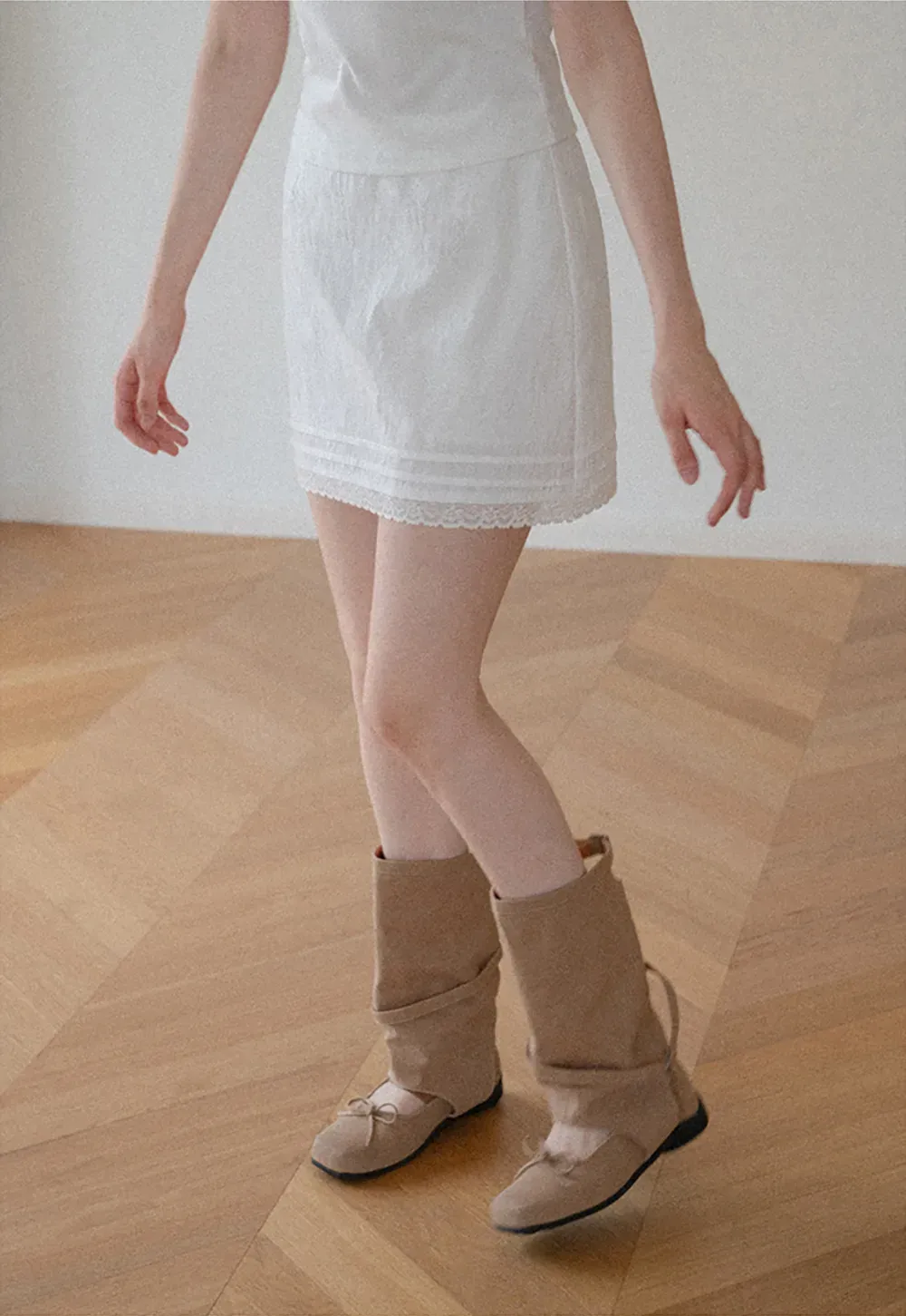 Lace Trim Mini Skirt
