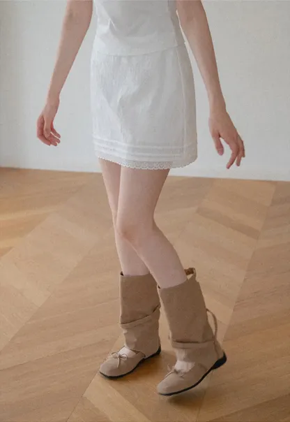 Lace Trim Mini Skirt