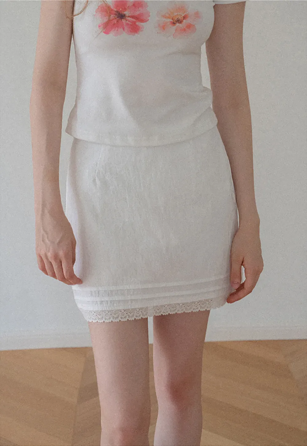 Lace Trim Mini Skirt