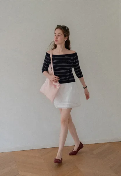Lace Trim Mini Skirt