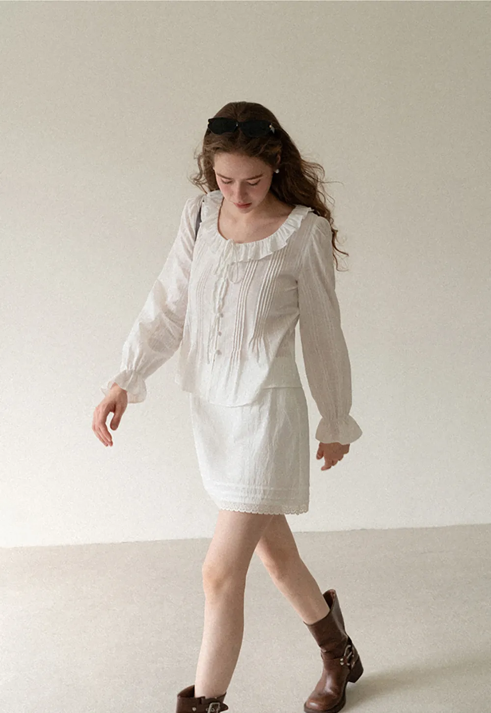 Lace Trim Mini Skirt
