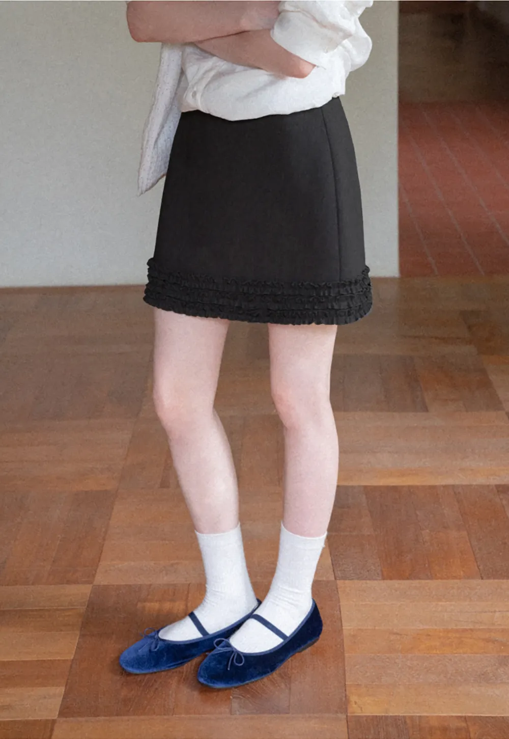Ruffled Hem Mini Skirt