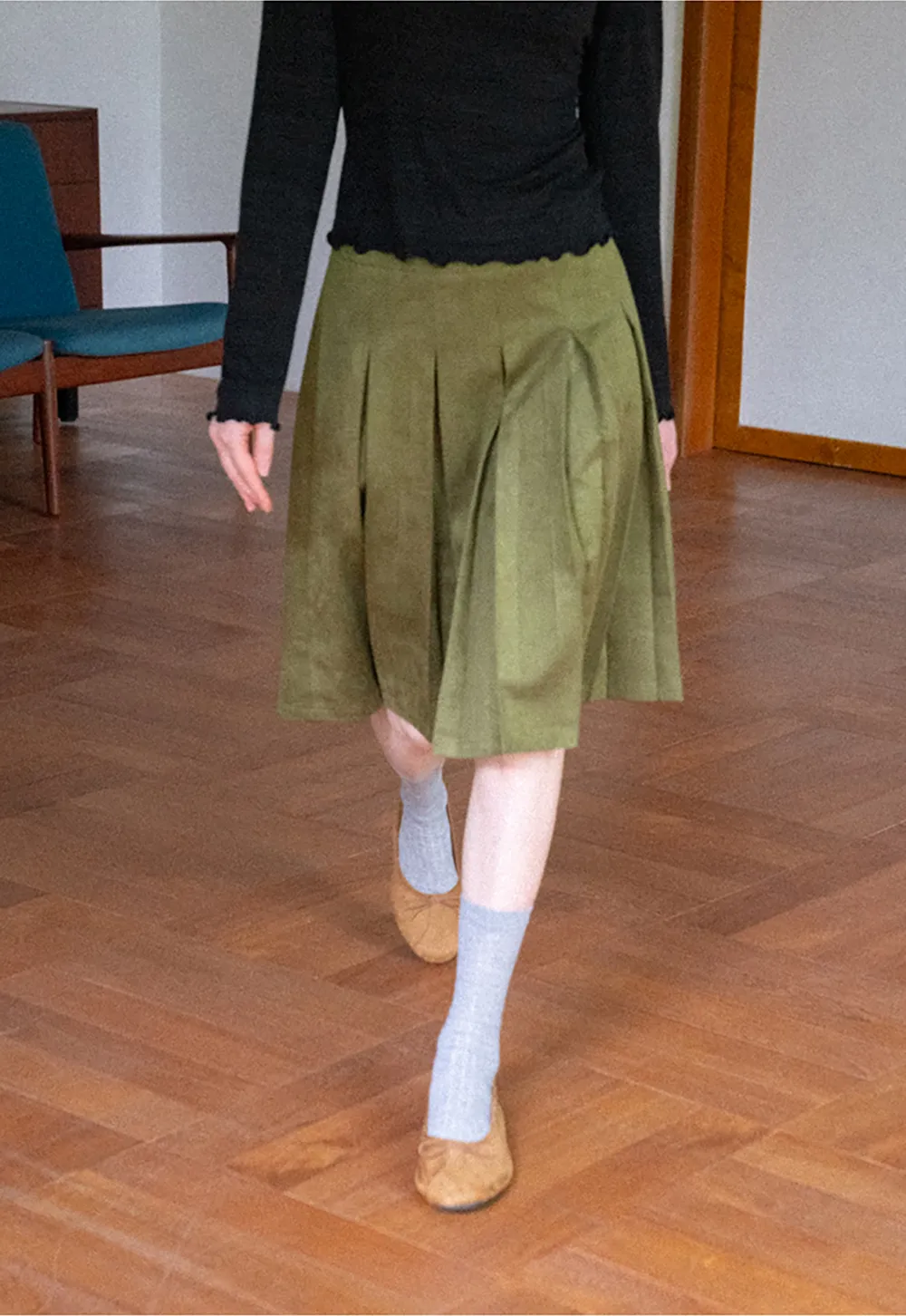 Pleated High Waist A Line Skirt