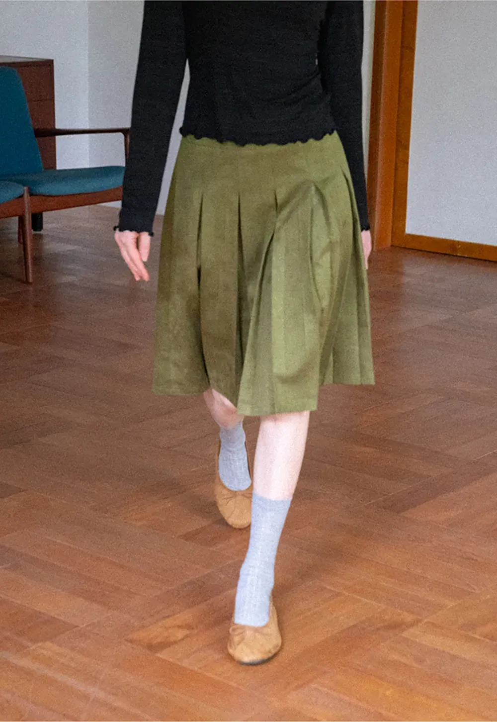 Pleated High Waist A Line Skirt