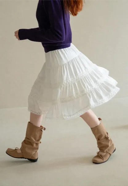 Tiered Skirt with Lace Trim and Elastic Waist