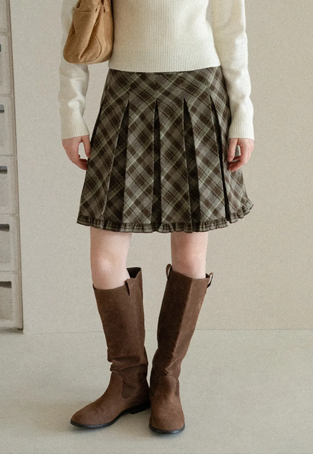 Plaid Pattern Flared Skirt with Ruffled Hem
