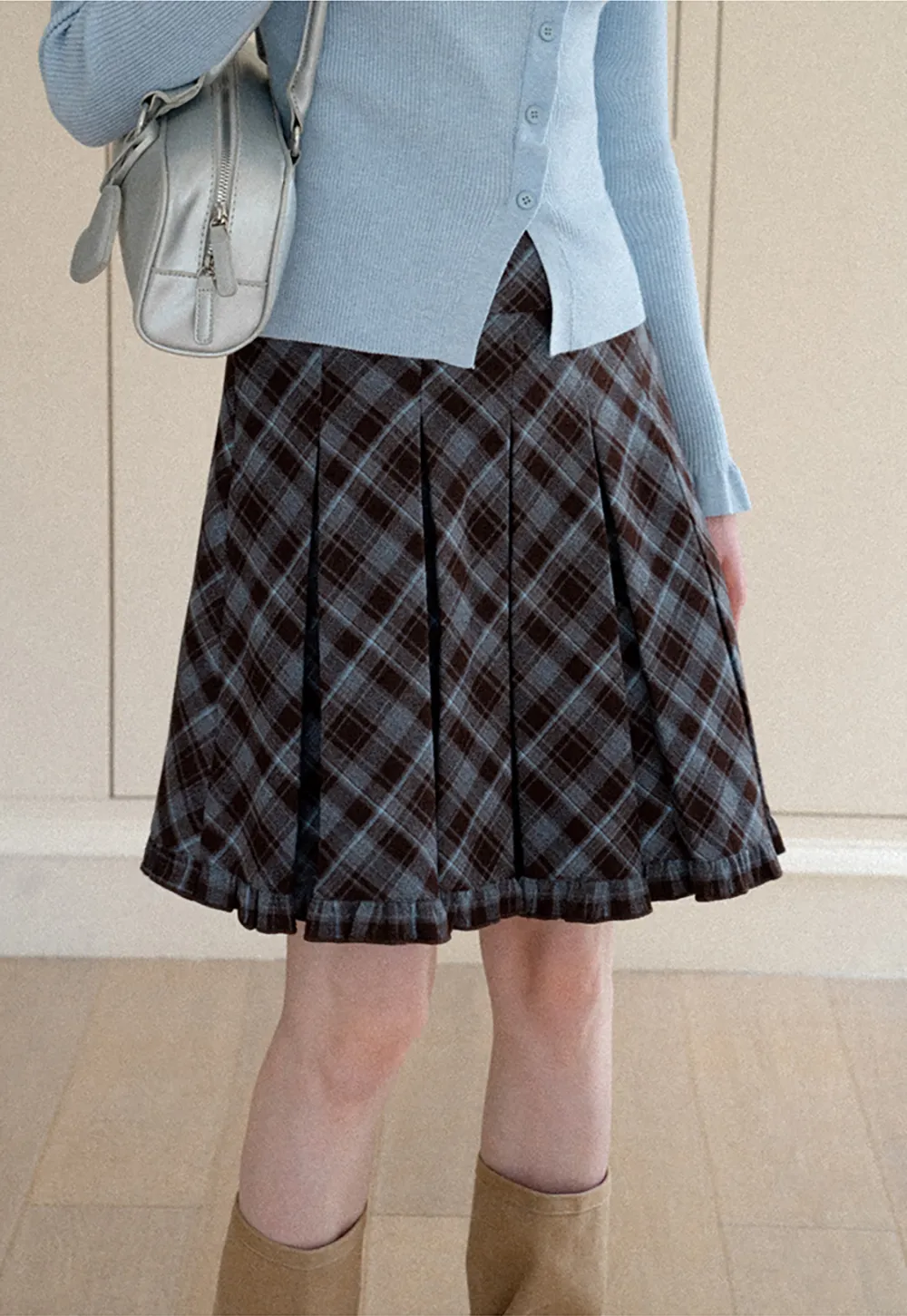 Plaid Pattern Flared Skirt with Ruffled Hem