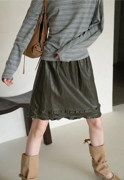 Ruffled Hem Pleated Skirt