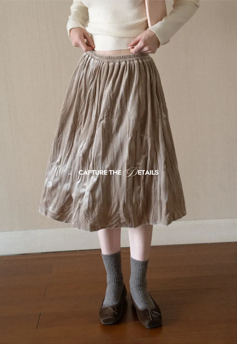 Elastic Waist Pleated Flowing Skirt