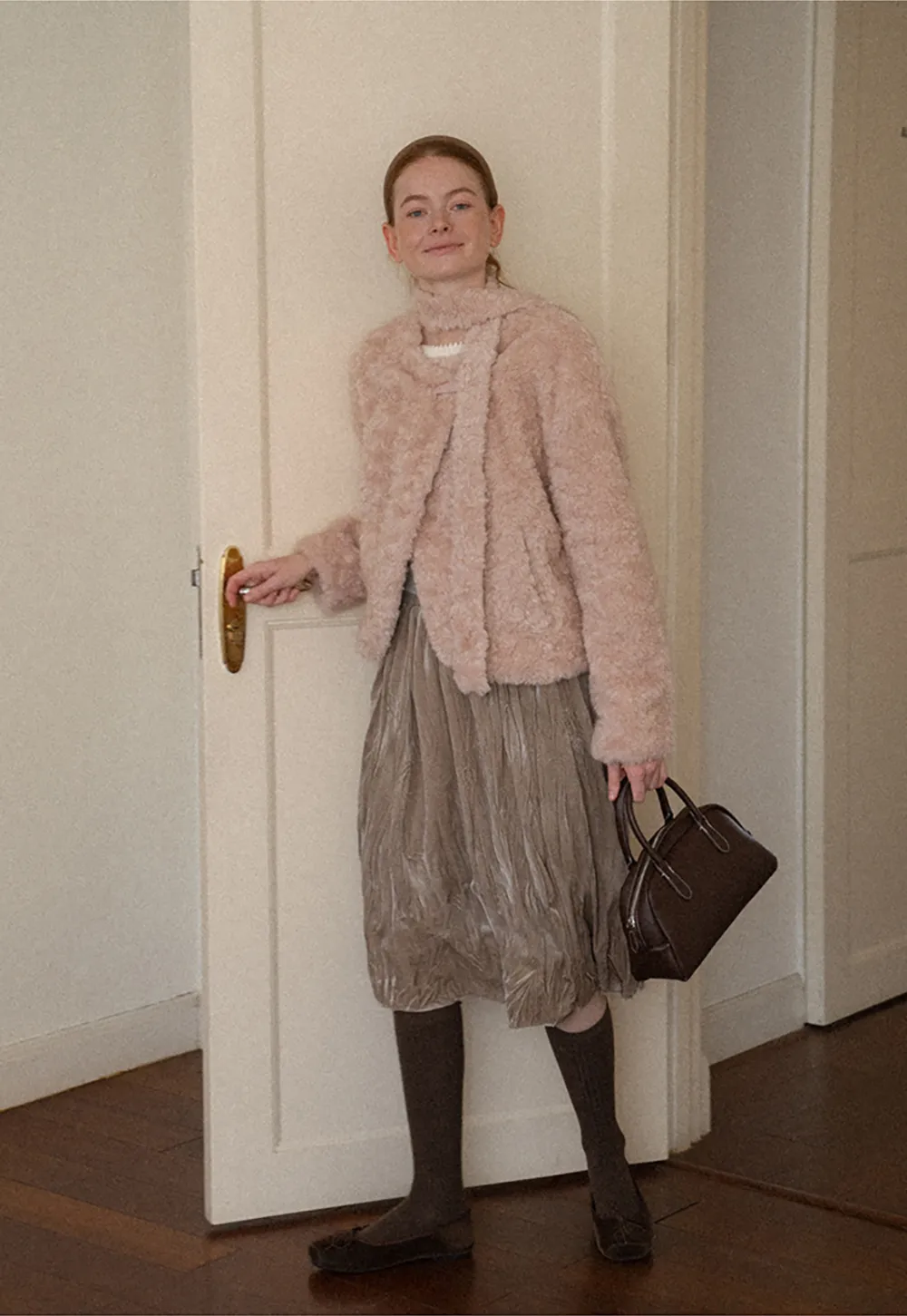 Elastic Waist Pleated Flowing Skirt