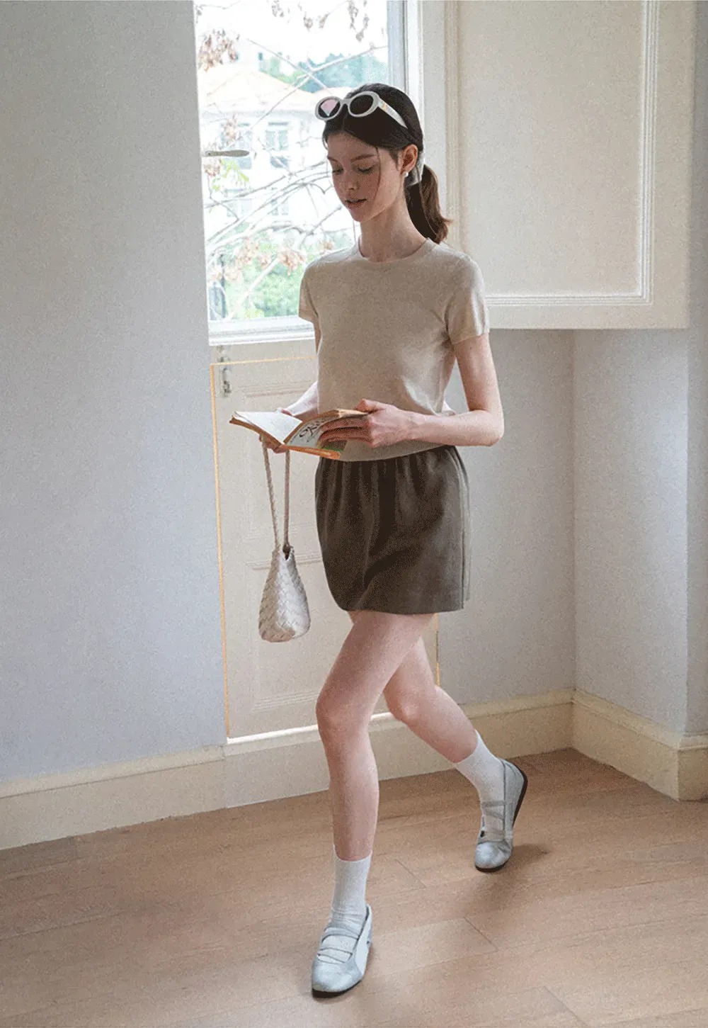 Ribbed Knit Short Sleeve Crewneck Sweater