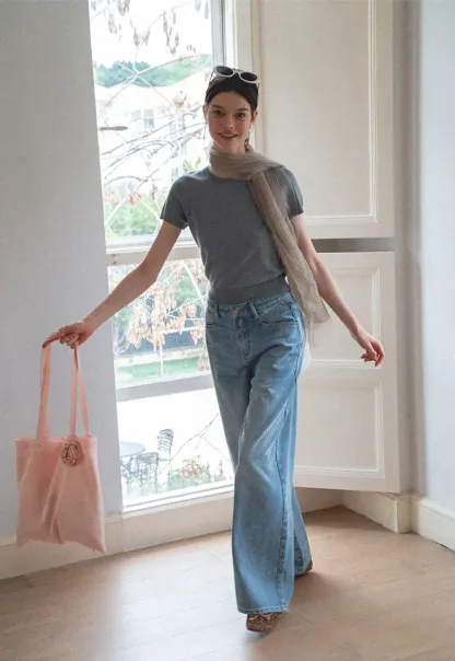 Ribbed Knit Short Sleeve Crewneck Sweater