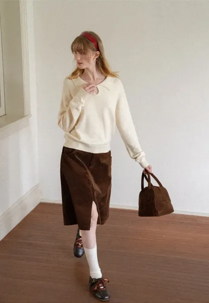 Collar Neck Keyhole Detail Knit Sweater