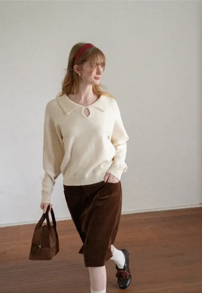 Collar Neck Keyhole Detail Knit Sweater
