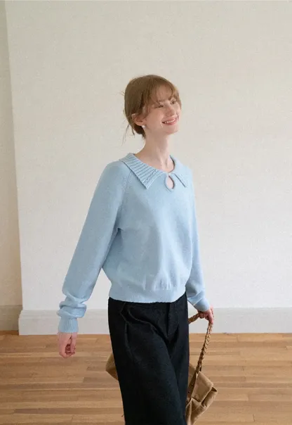 Collar Neck Keyhole Detail Knit Sweater