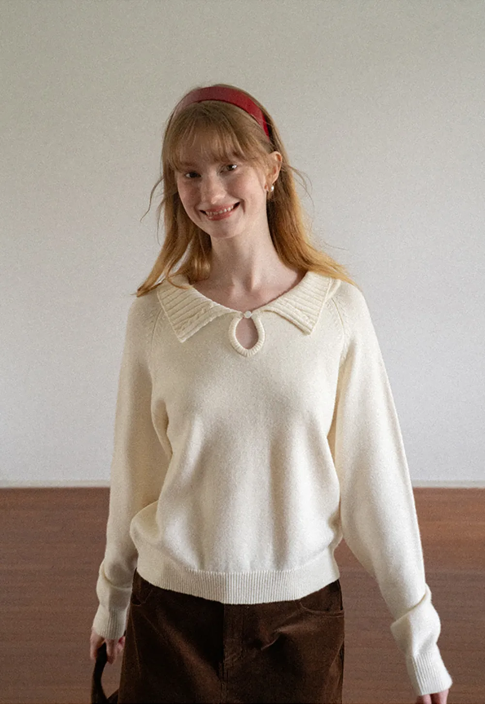 Collar Neck Keyhole Detail Knit Sweater