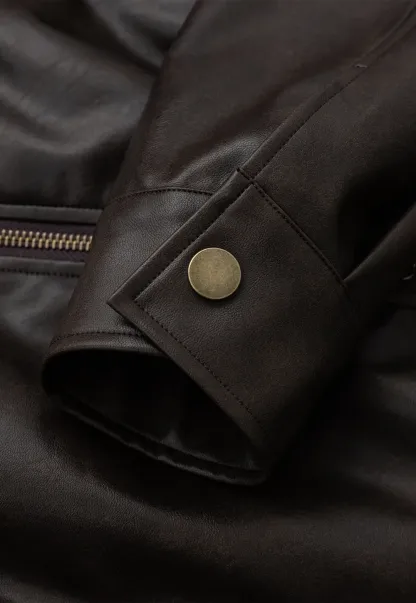 Cropped Leather Jacket with Collar and Zip Front