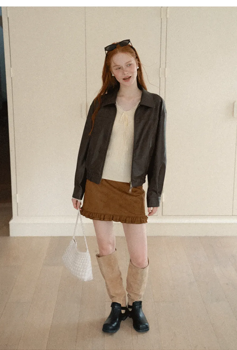 Cropped Leather Jacket with Collar and Zip Front