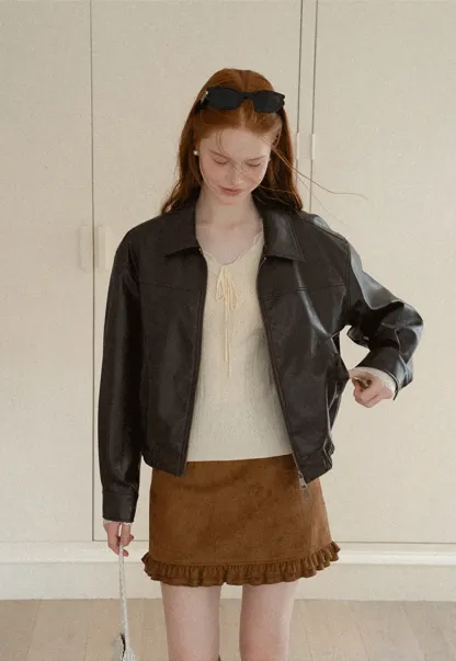 Cropped Leather Jacket with Collar and Zip Front