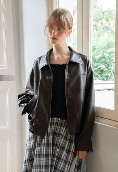 Cropped Leather Jacket with Collar and Zip Front