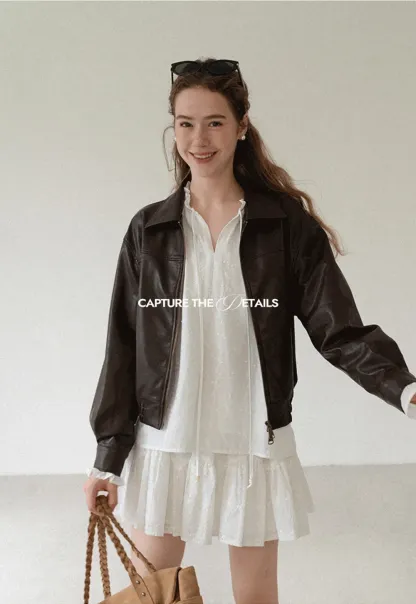 Cropped Leather Jacket with Collar and Zip Front