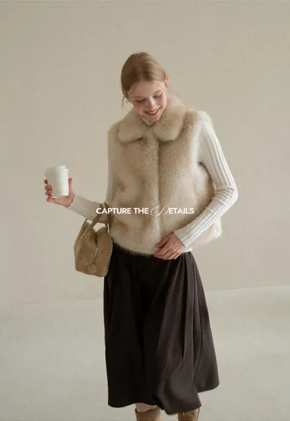 Faux Fur Collar Cropped Vest