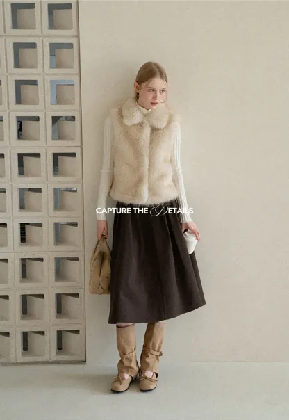 Faux Fur Collar Cropped Vest