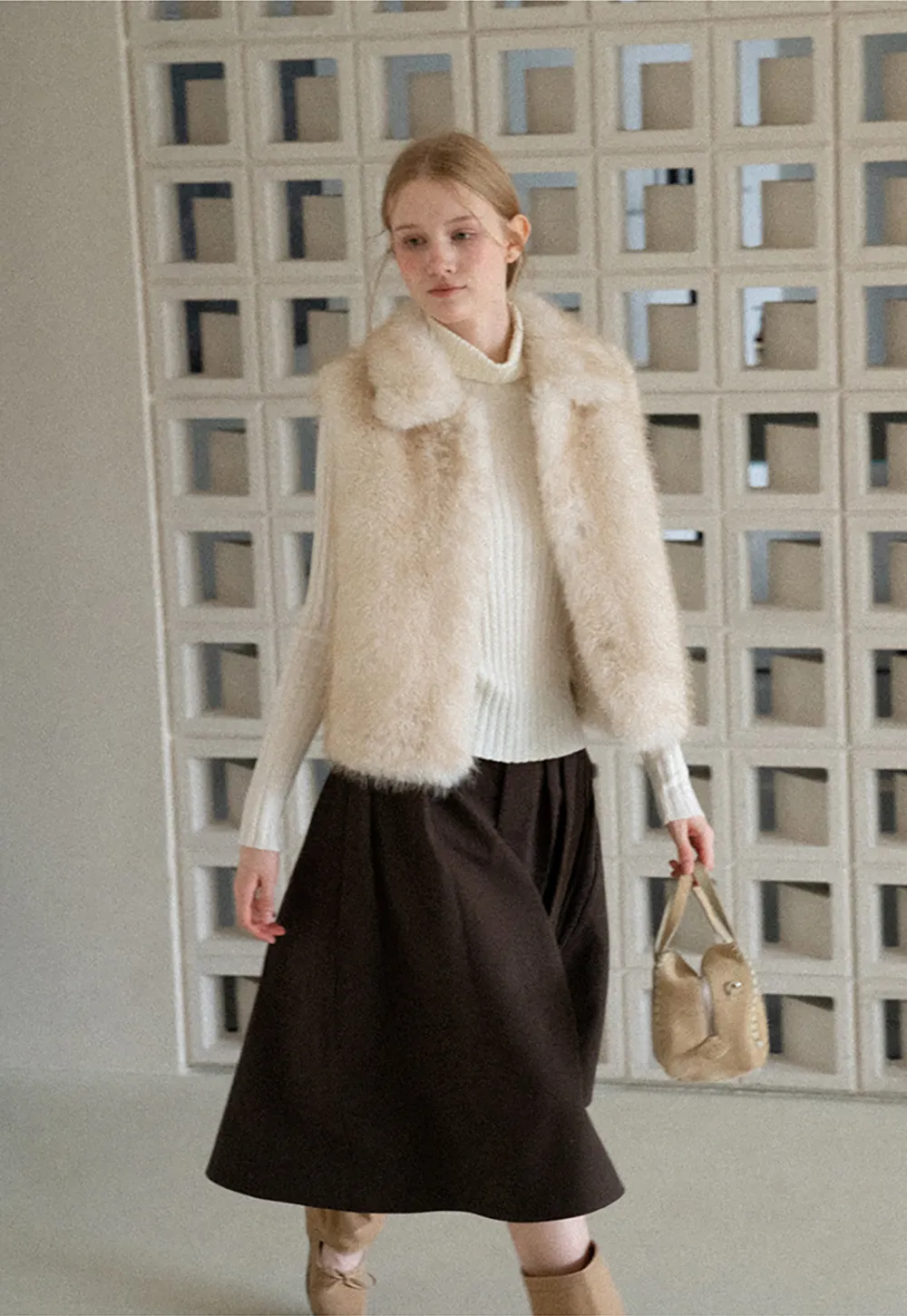Faux Fur Collar Cropped Vest