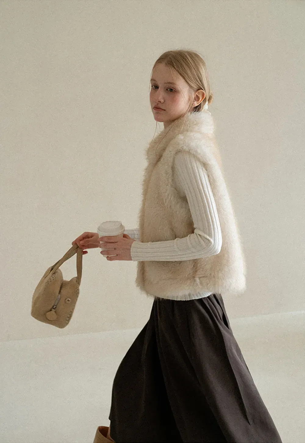 Faux Fur Collar Cropped Vest