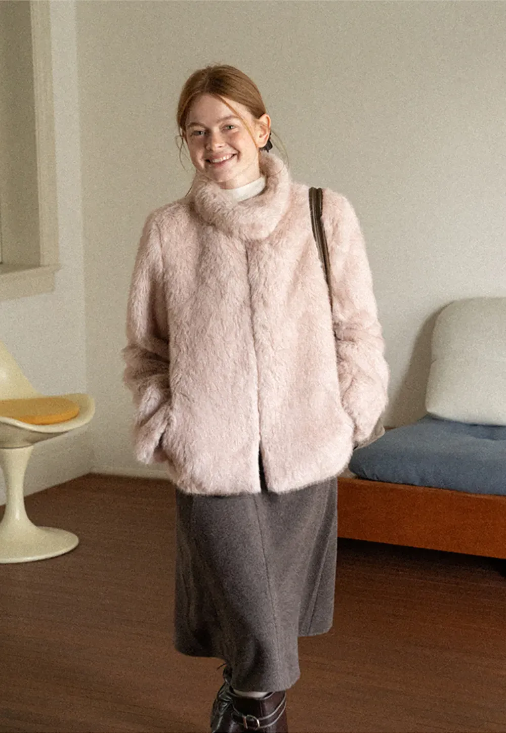 Faux Fur Turtleneck Cropped Short Jacket