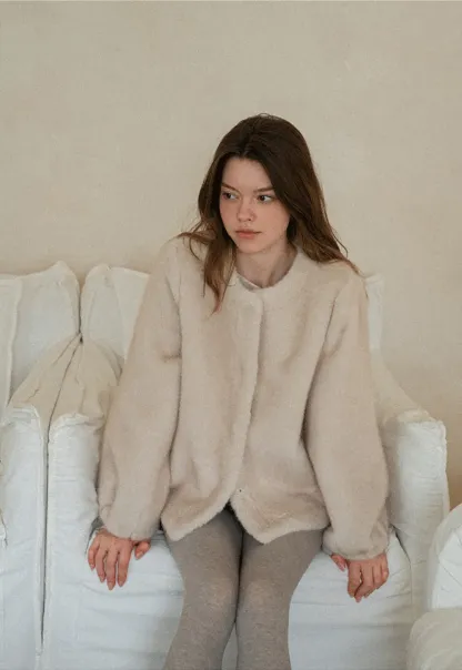 Faux Fur Collar Oversized Short Jacket