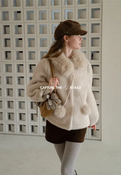 Faux Fur Collar Oversized Short Jacket